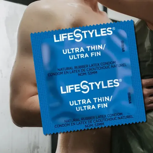 Condones ultra delgados Durex y Lifestyles